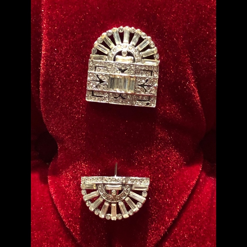 Signed KJL Art Deco rhinestone brooch.
